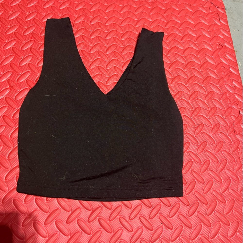 BLACK TANK TOP